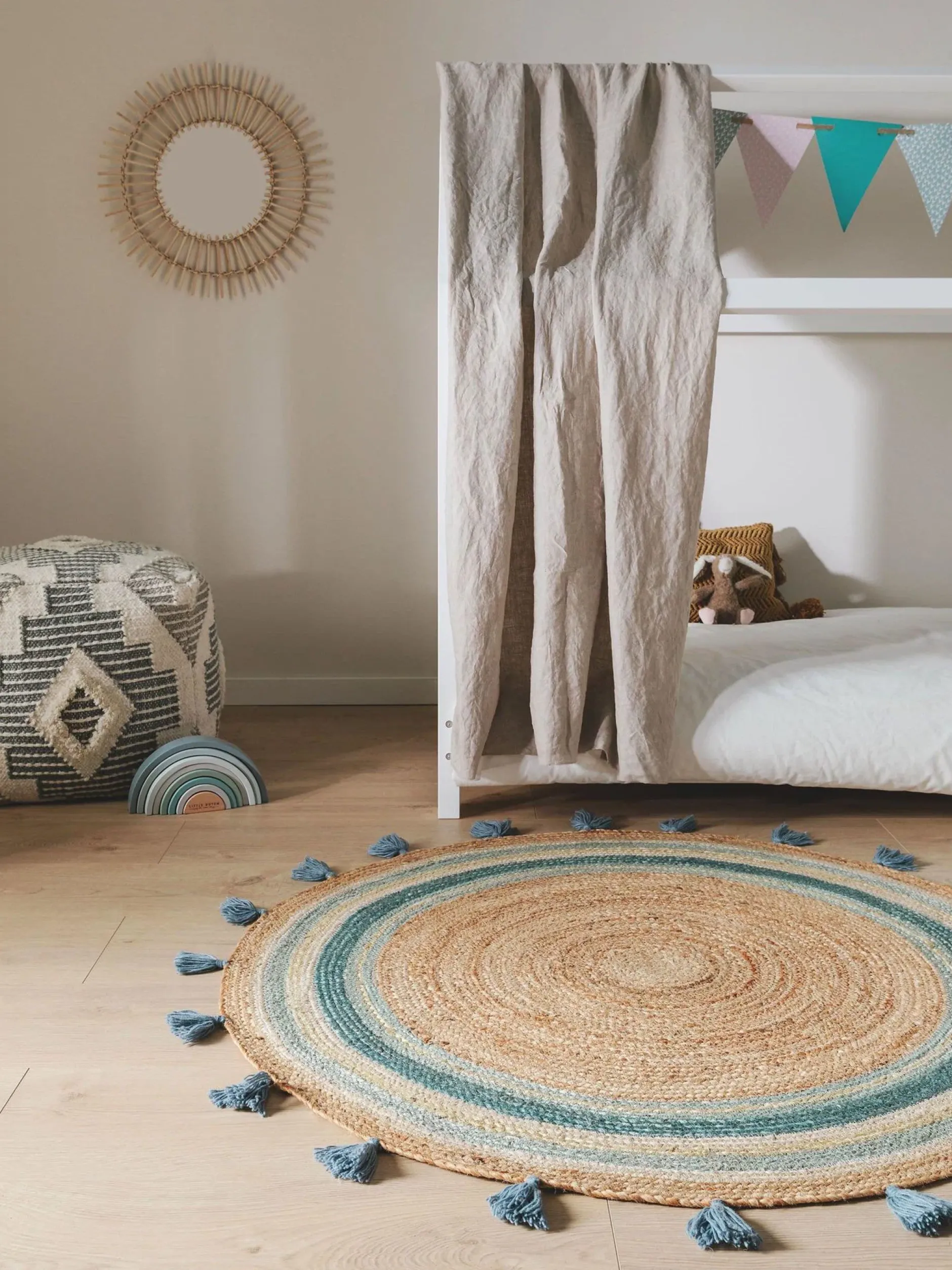 Design Kinderteppich Lovis Türkis