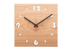 Design Wanduhr 'Duhrchbruch Eiche eckig'