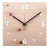 Design Wanduhr 'Duhrchbruch Zirbe eckig'