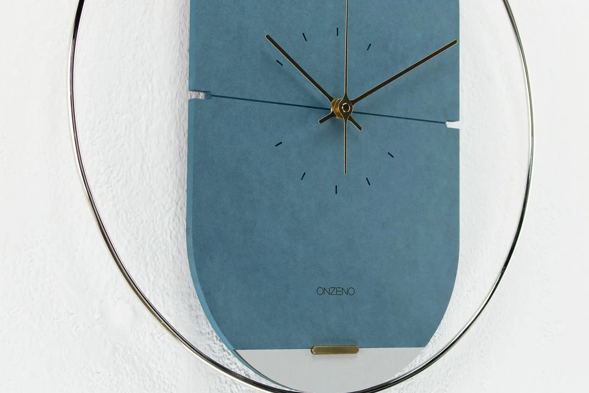 Design Wanduhr 'THE BLUE SKY.'