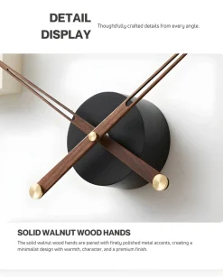Design Wanduhr 'THE CONTRAST'