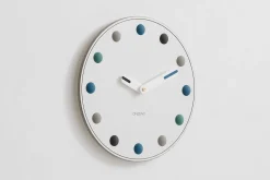 Design Wanduhr 'THE DISCUSSION.'