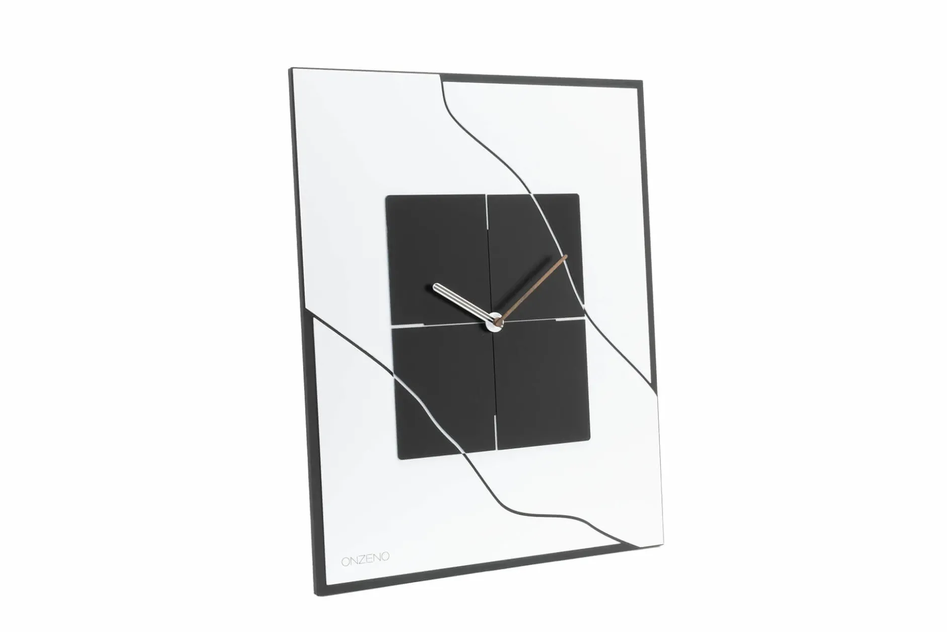 Design Wanduhr 'THE FRAMED.'