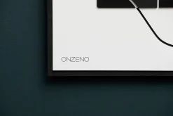 Design Wanduhr 'THE FRAMED.'