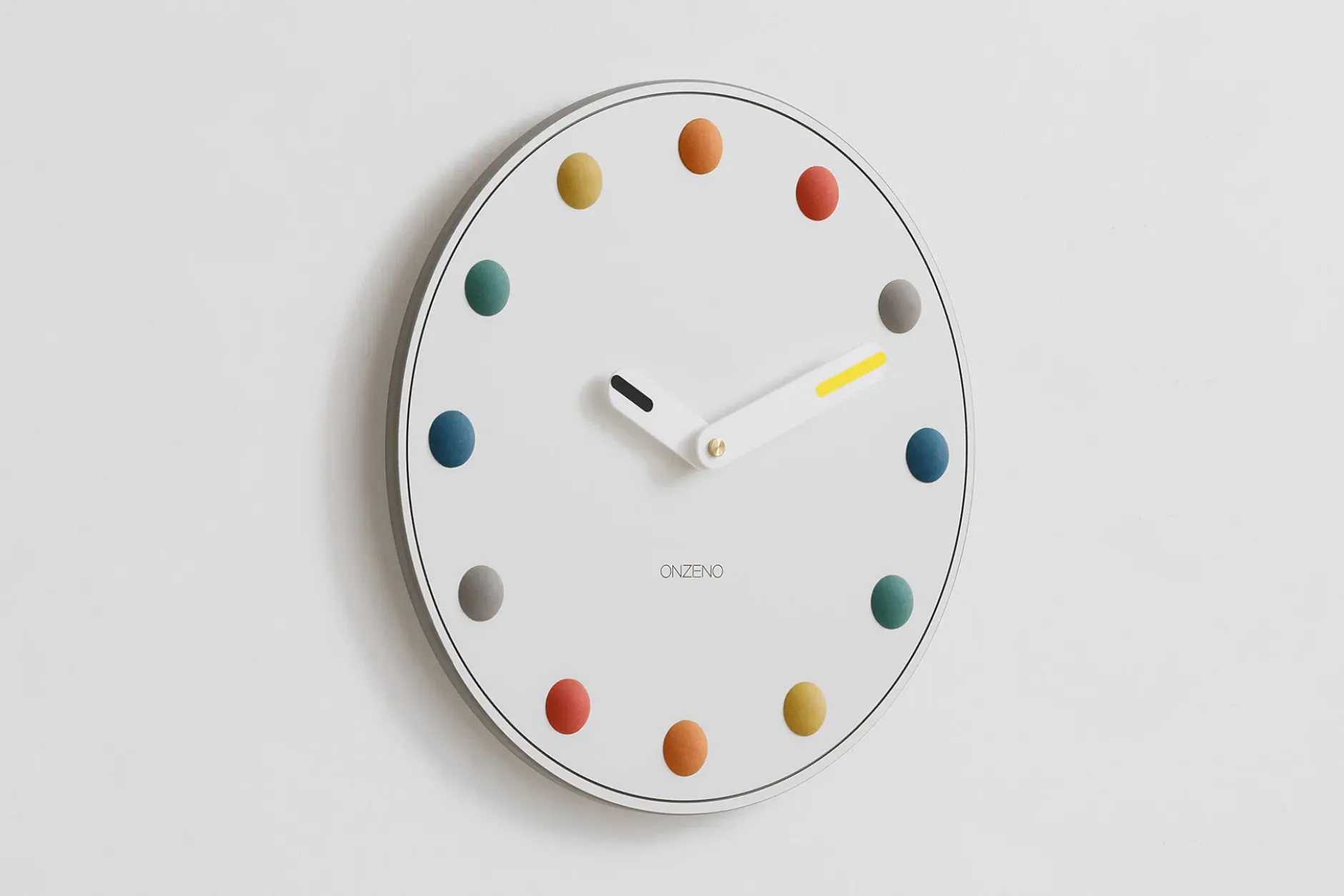 Design Wanduhr 'THE INSIGHT.'