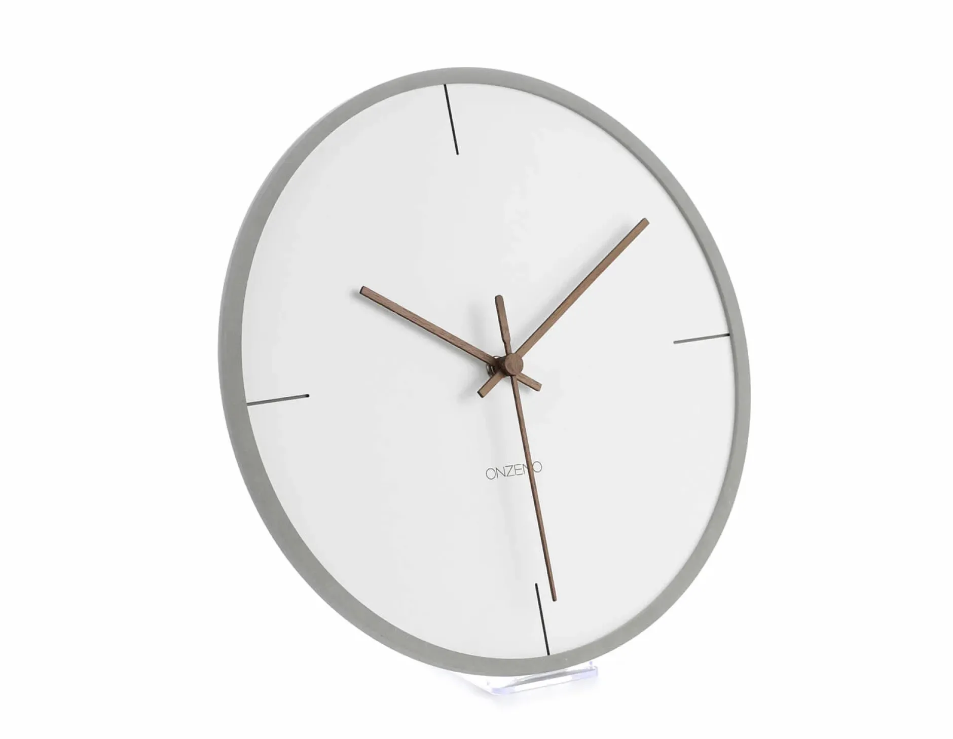 Design Wanduhr 'THE MATURE.'
