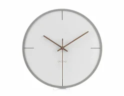 Design Wanduhr 'THE MATURE.'