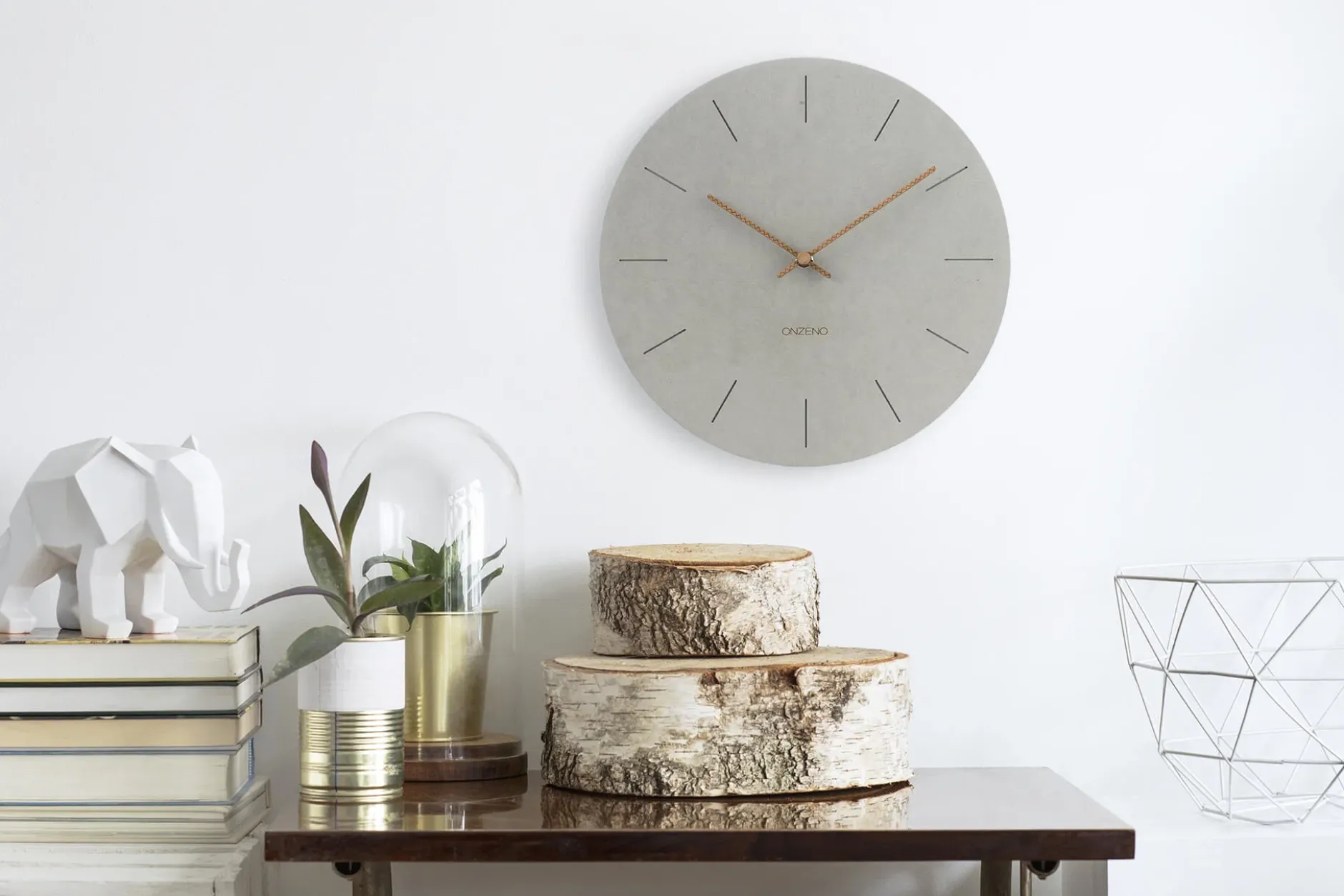 Design Wanduhr 'THE PLAIN.'