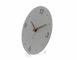Design Wanduhr 'THE PLAYFUL.'