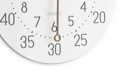 Design Wanduhr 'THE PRECISE.'
