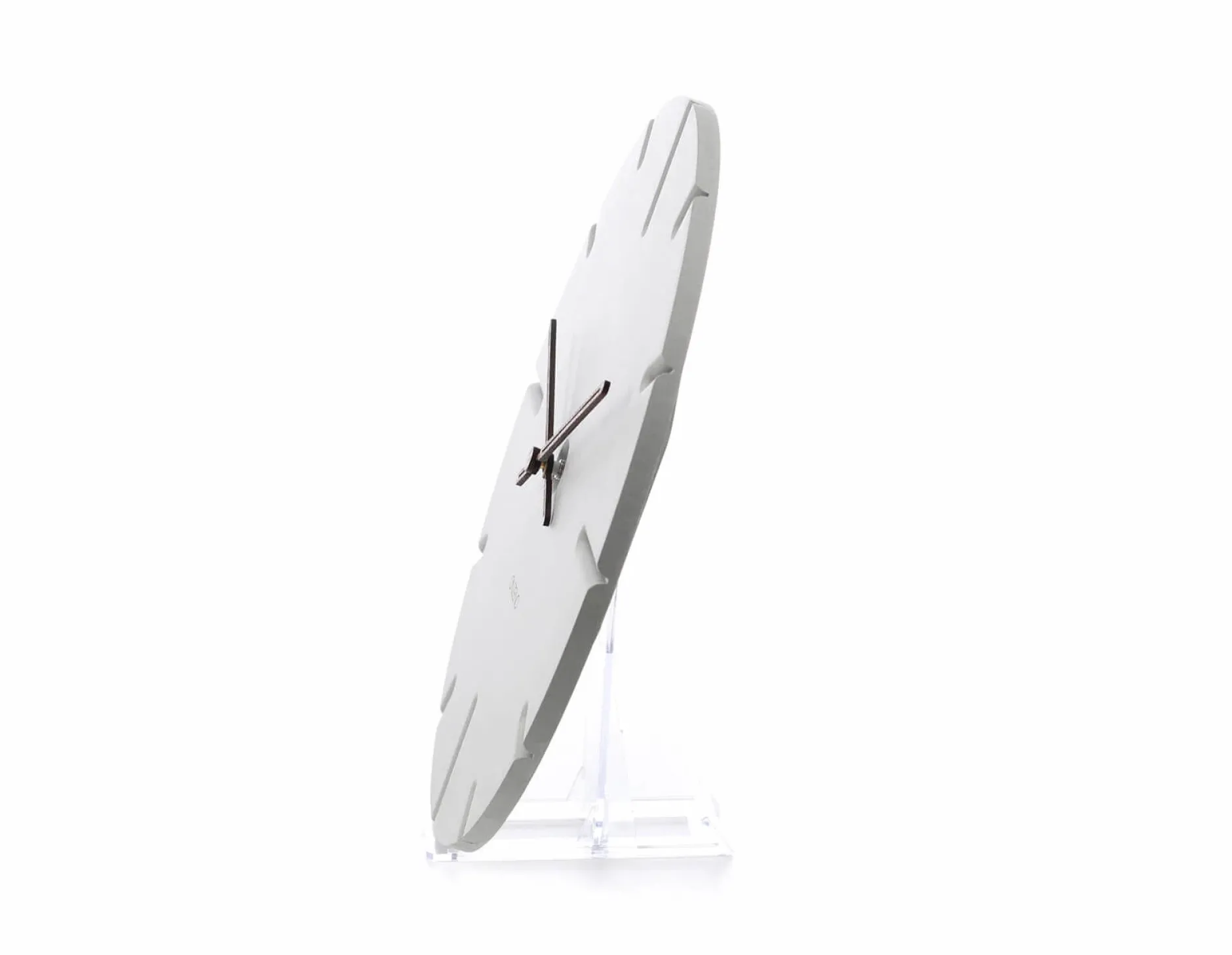 Design Wanduhr 'THE PROFOUND.'
