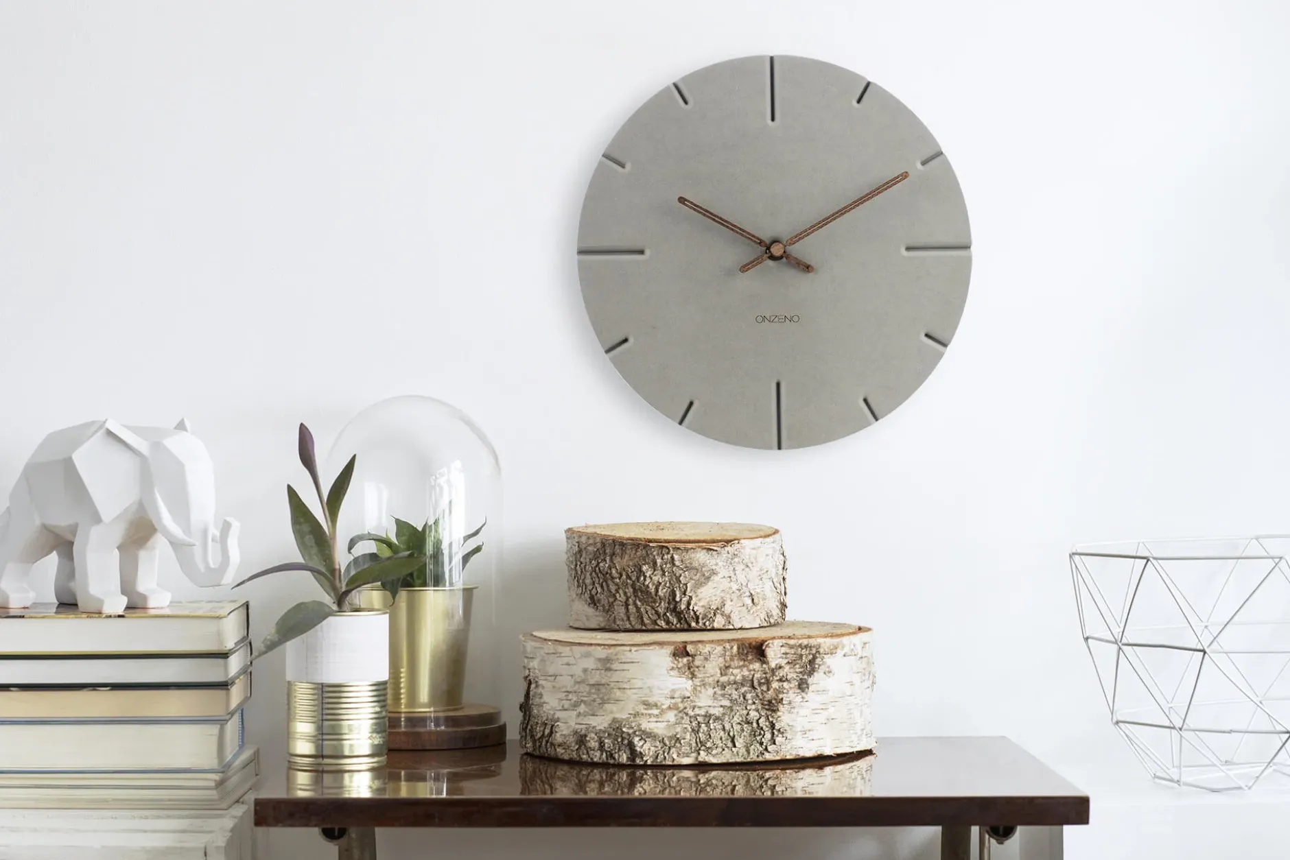 Design Wanduhr 'THE PROFOUND.'