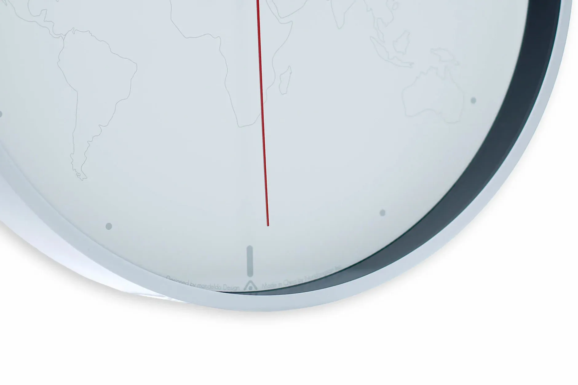 Design Wanduhr 'THE SOBER.'