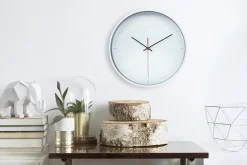 Design Wanduhr 'THE SOBER.'