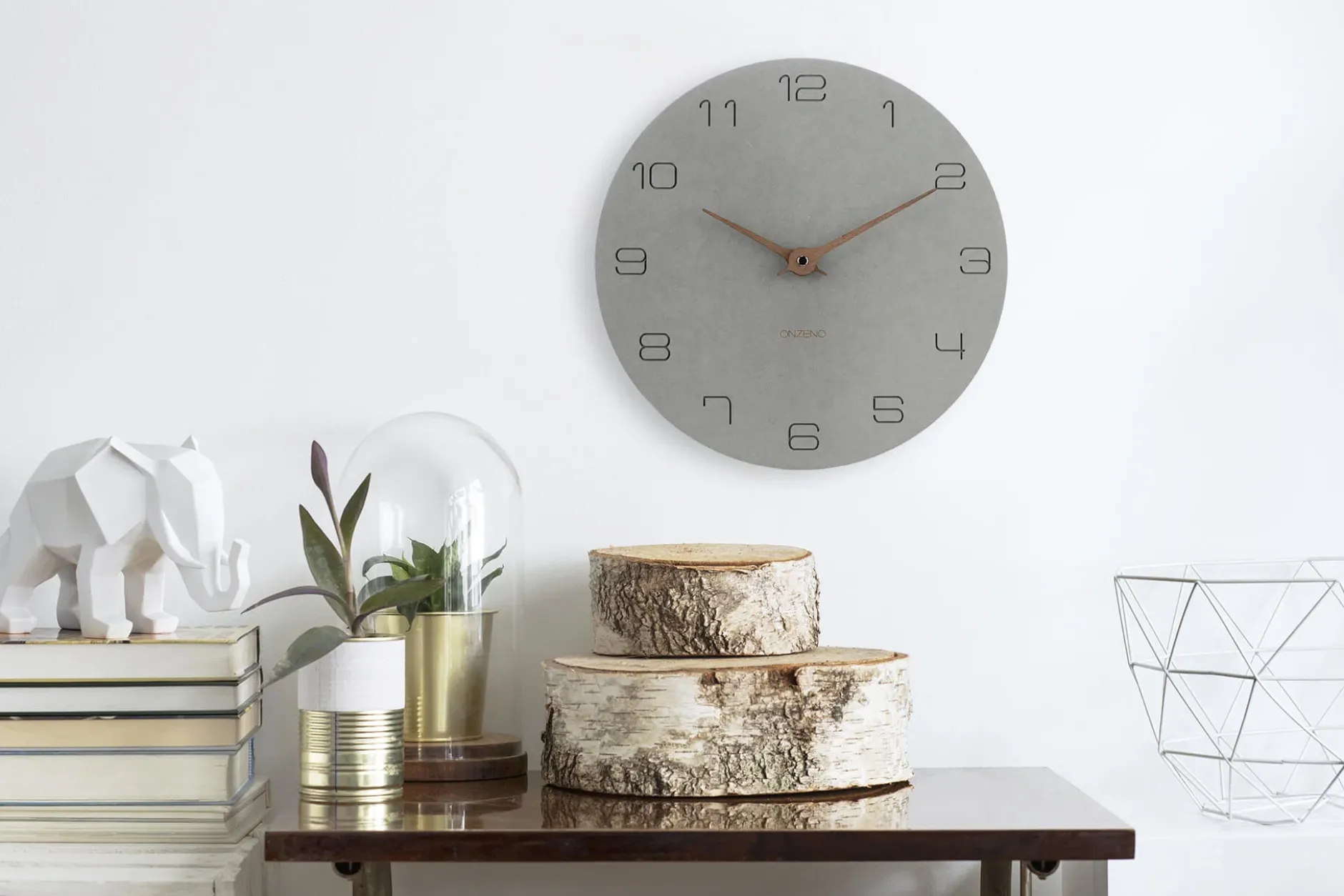 Design Wanduhr 'THE TELLING.'