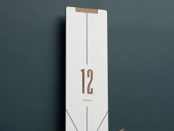 Design Wanduhr 'THE WHITE PENDULUM.'