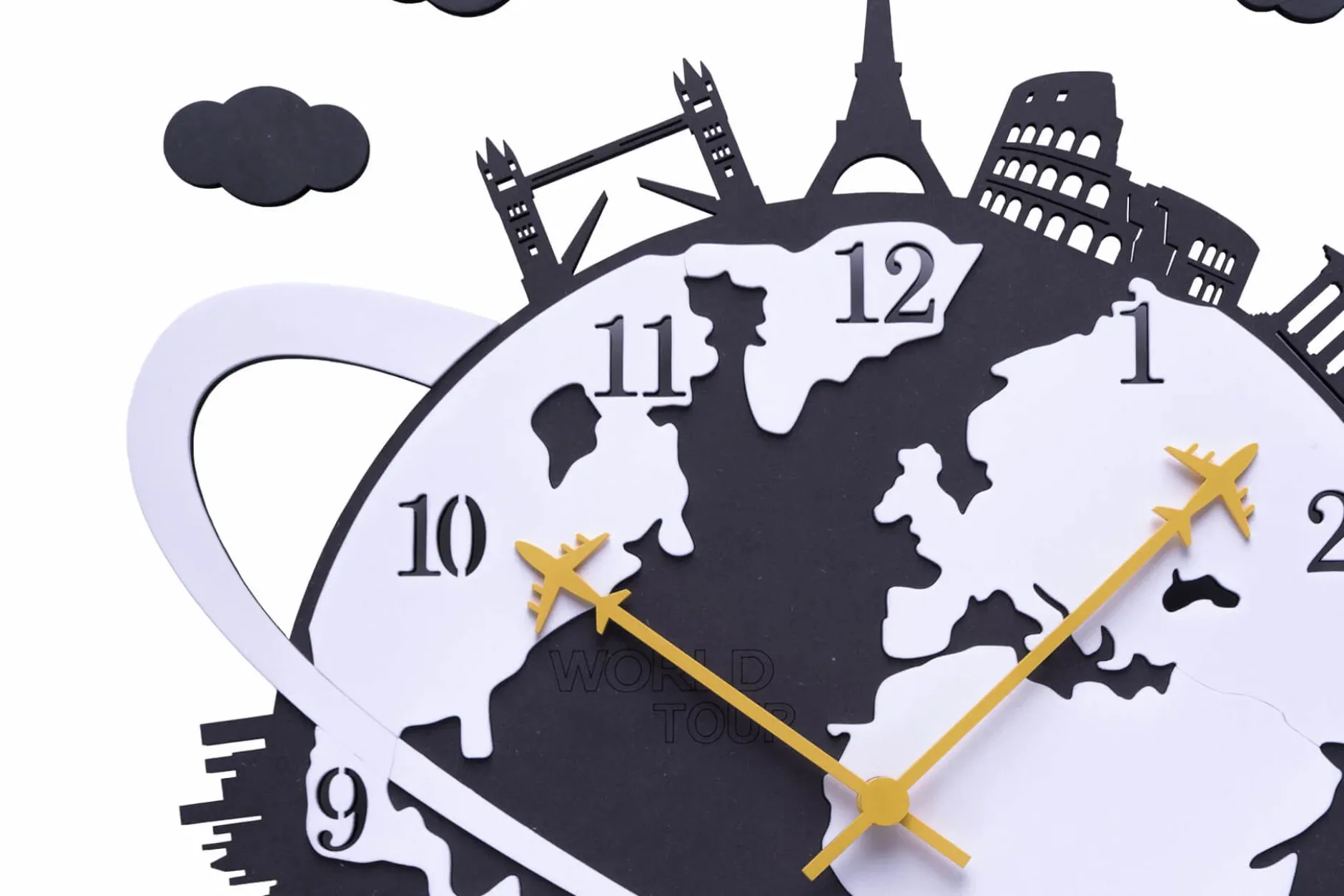 Design Wanduhr 'THE WORLDLY.'