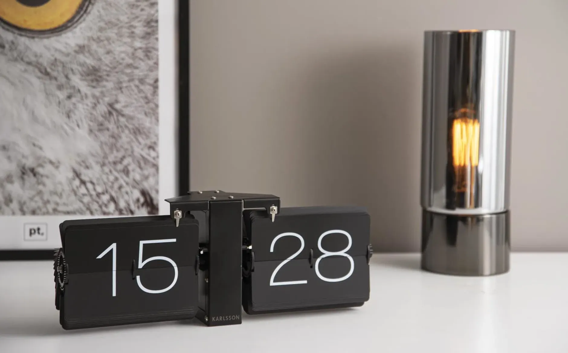 Flip Uhr 'No Case Stand'