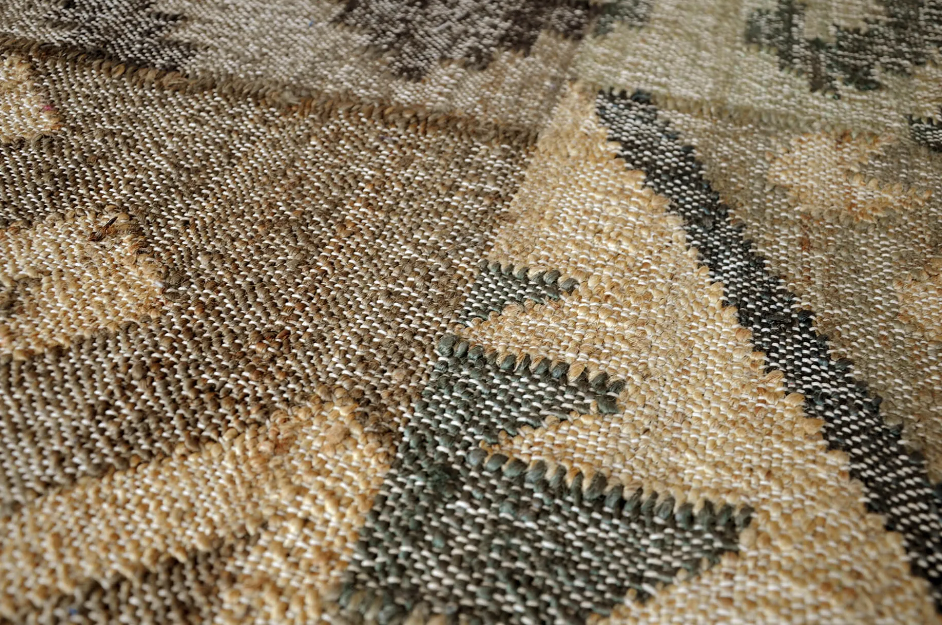 Handgefertigter Teppich 'Arkadien' 160x230cm