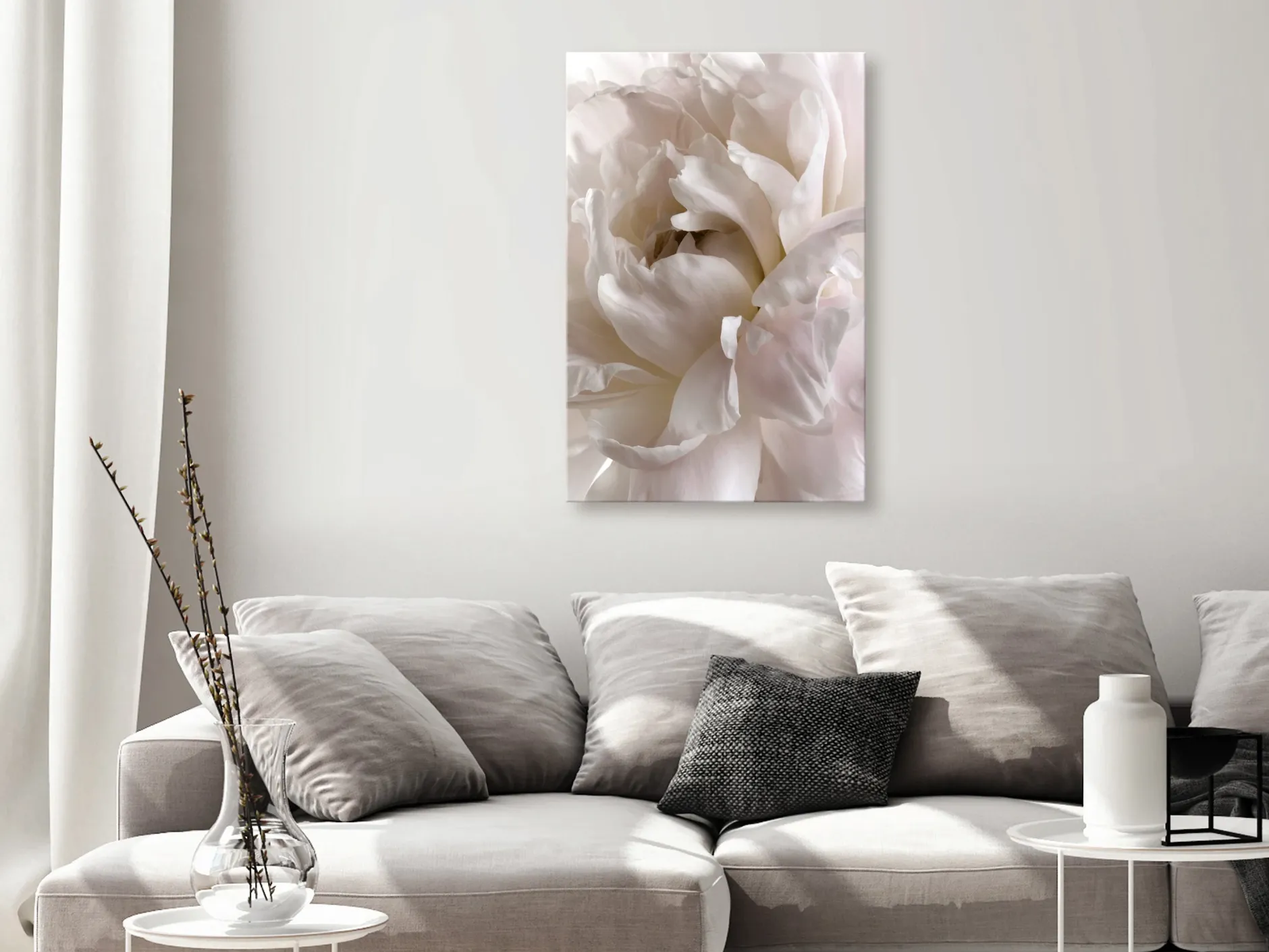 Kunstdruck auf Leinwand 'Fluffy Distraction Vertical'