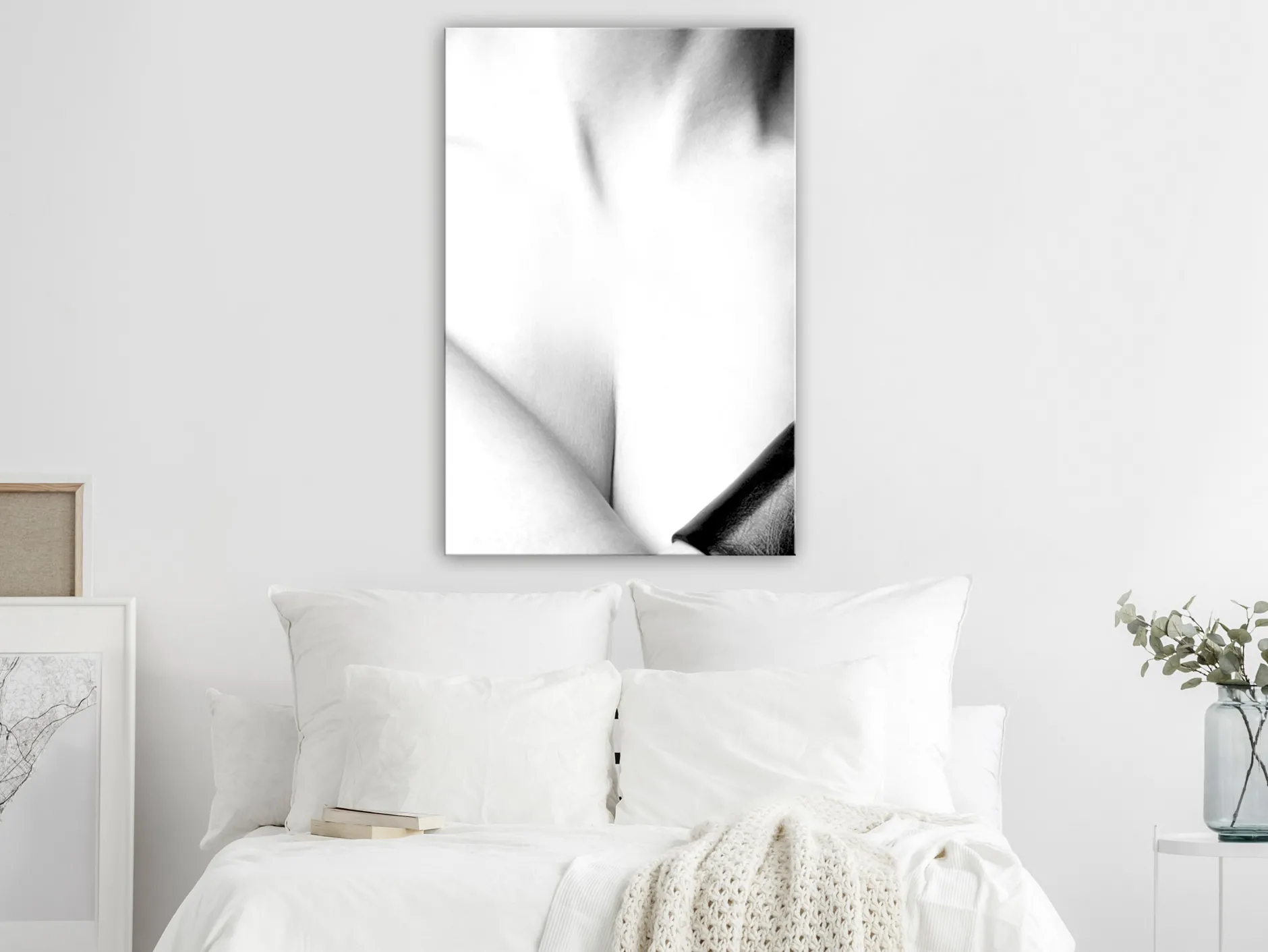 Kunstdruck auf Leinwand 'Grace Vertical'