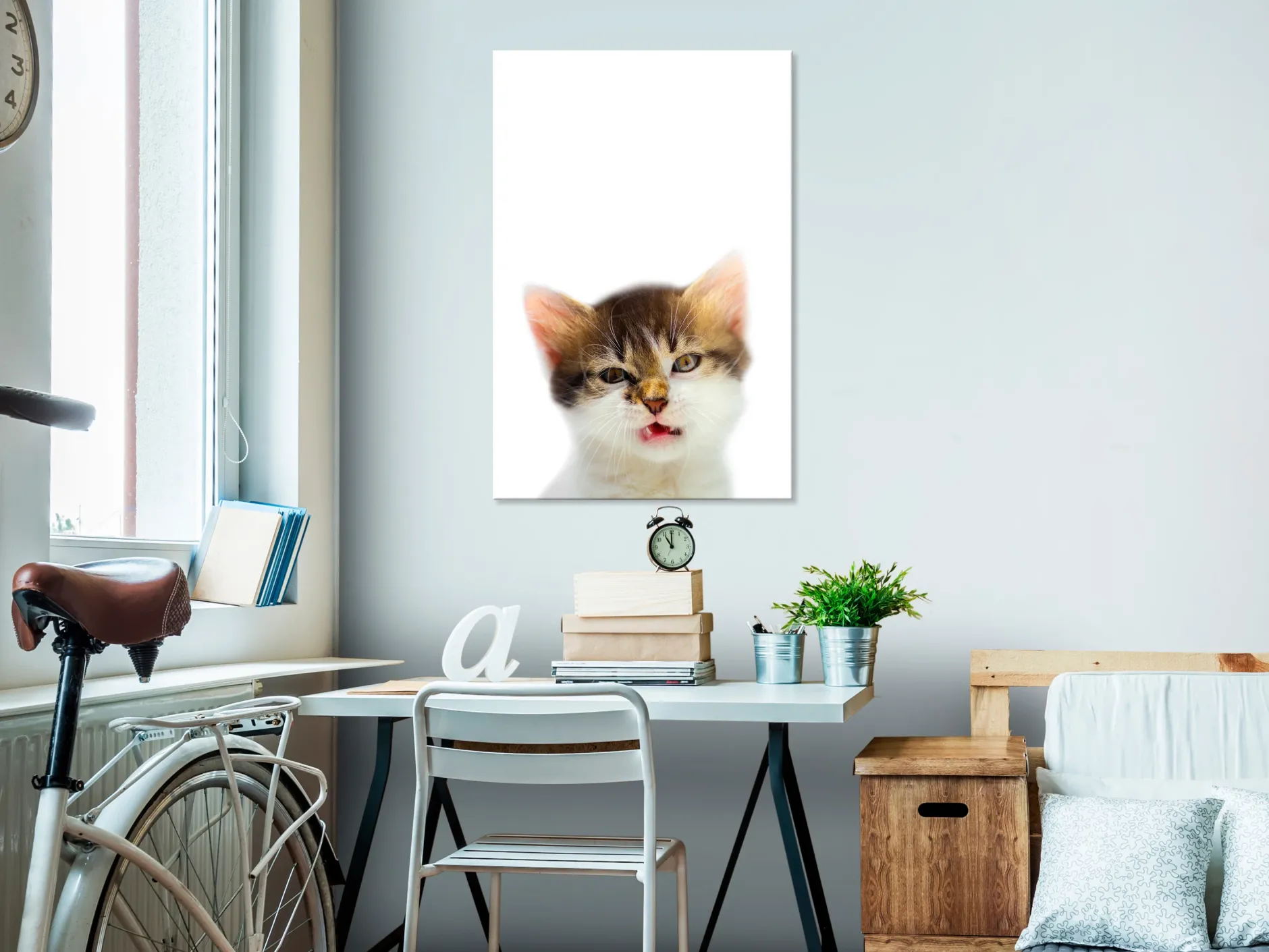 Kunstdruck auf Leinwand 'Vexed Cat Vertical'