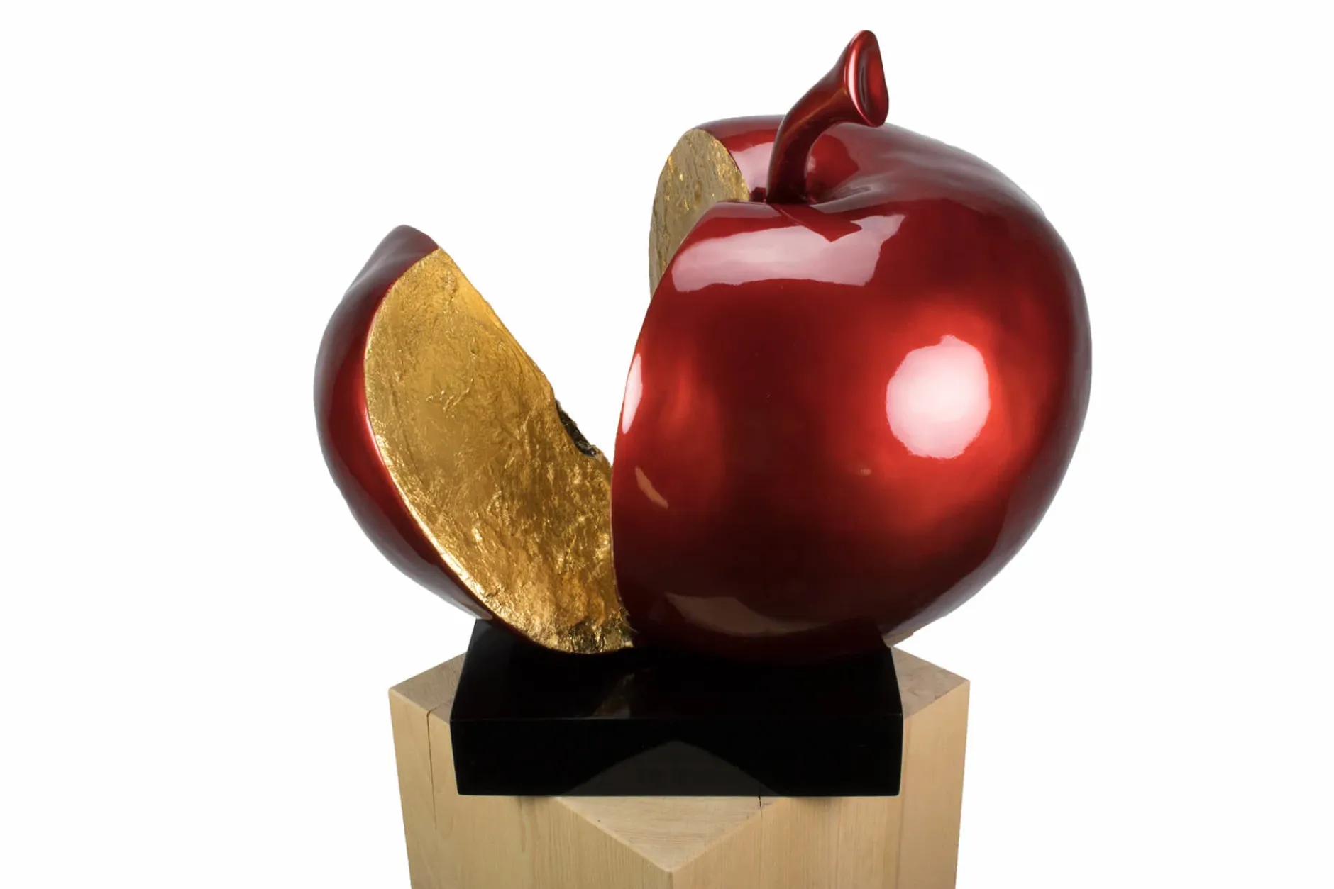Kunststein Skulptur 'Evas Apfel' 51x54x40cm