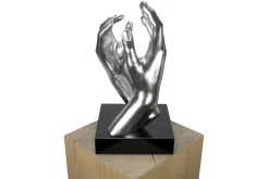 Kunststein Skulptur 'Was auch passiert' 21x41x21cm