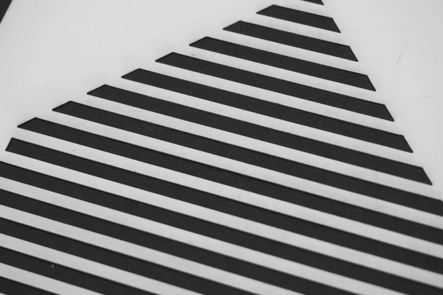 Papierkunst Wandbild 'Houses in black n white' 50x70cm
