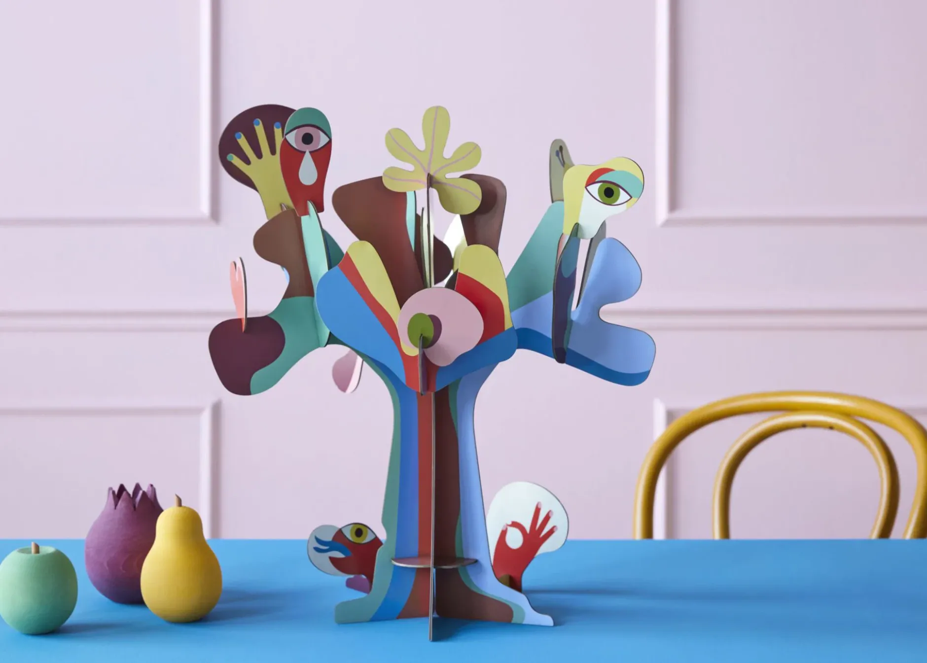 Papierskulptur 'Abstrakter Baum'