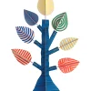 Papierskulptur 'Gestreifter Baum'