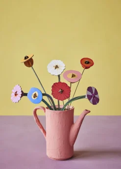 Papierskulptur 'Leuchtende Blüte'