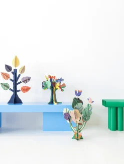 Papierskulptur 'Leuchtender Baum'