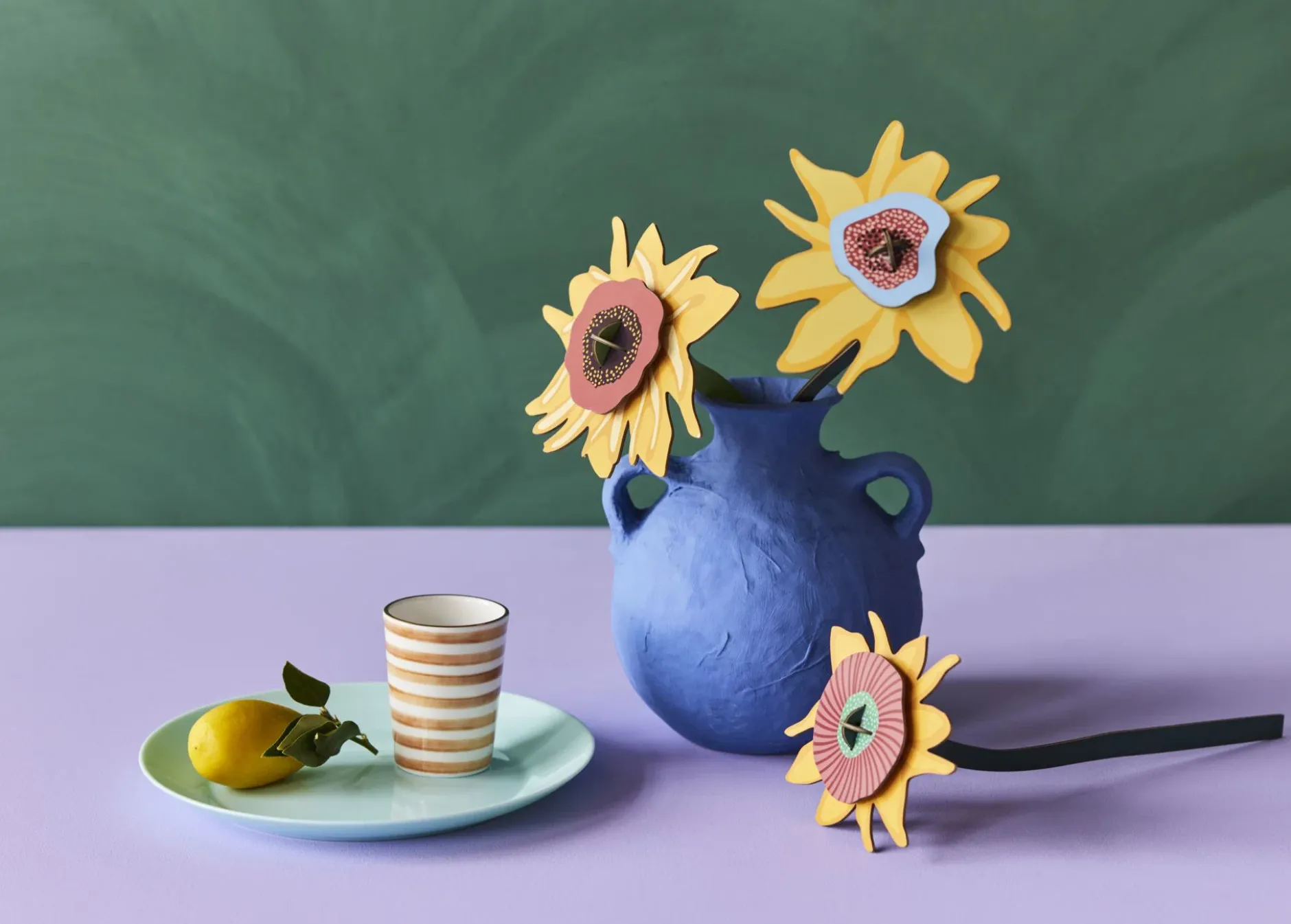 Papierskulptur 'Sonnenblumen-Trio'