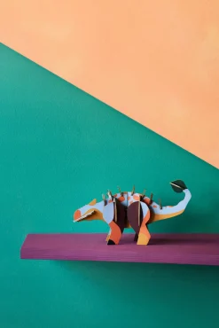 Papierskulptur 'Stacheliger Dino'