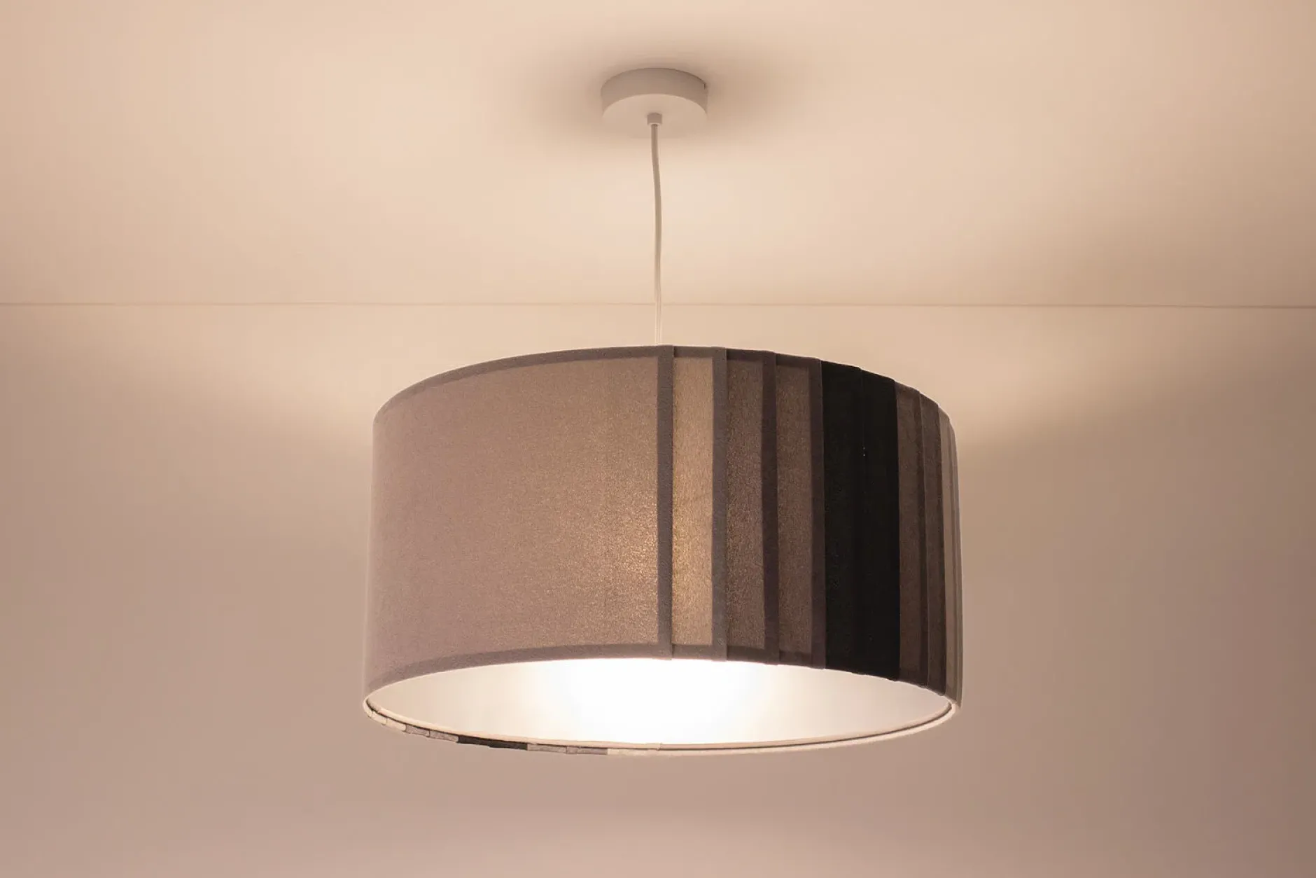 Pendelleuchte 'Multikolor Urban Shade 1'