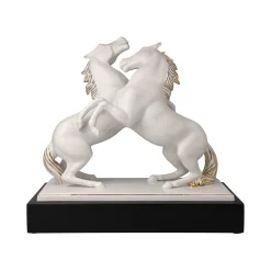 Porzellan Figur 'Tanzende Rosse 1' von Goebel 32x29x16,5cm