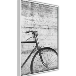 Poster 'Bicycle Leaning Against the Wall'