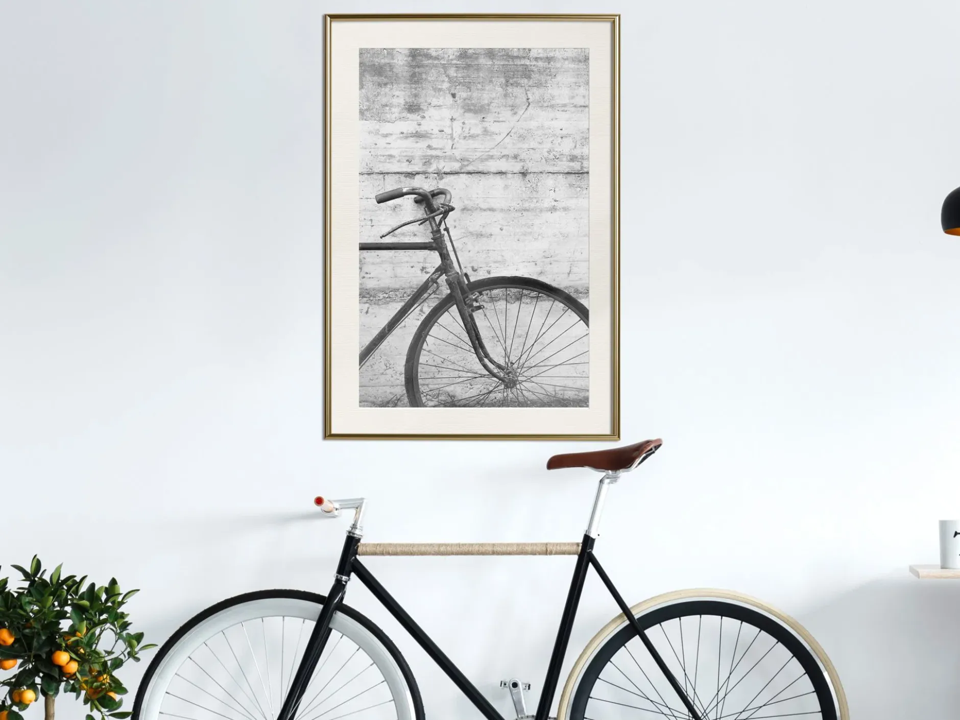 Poster 'Bicycle Leaning Against the Wall'