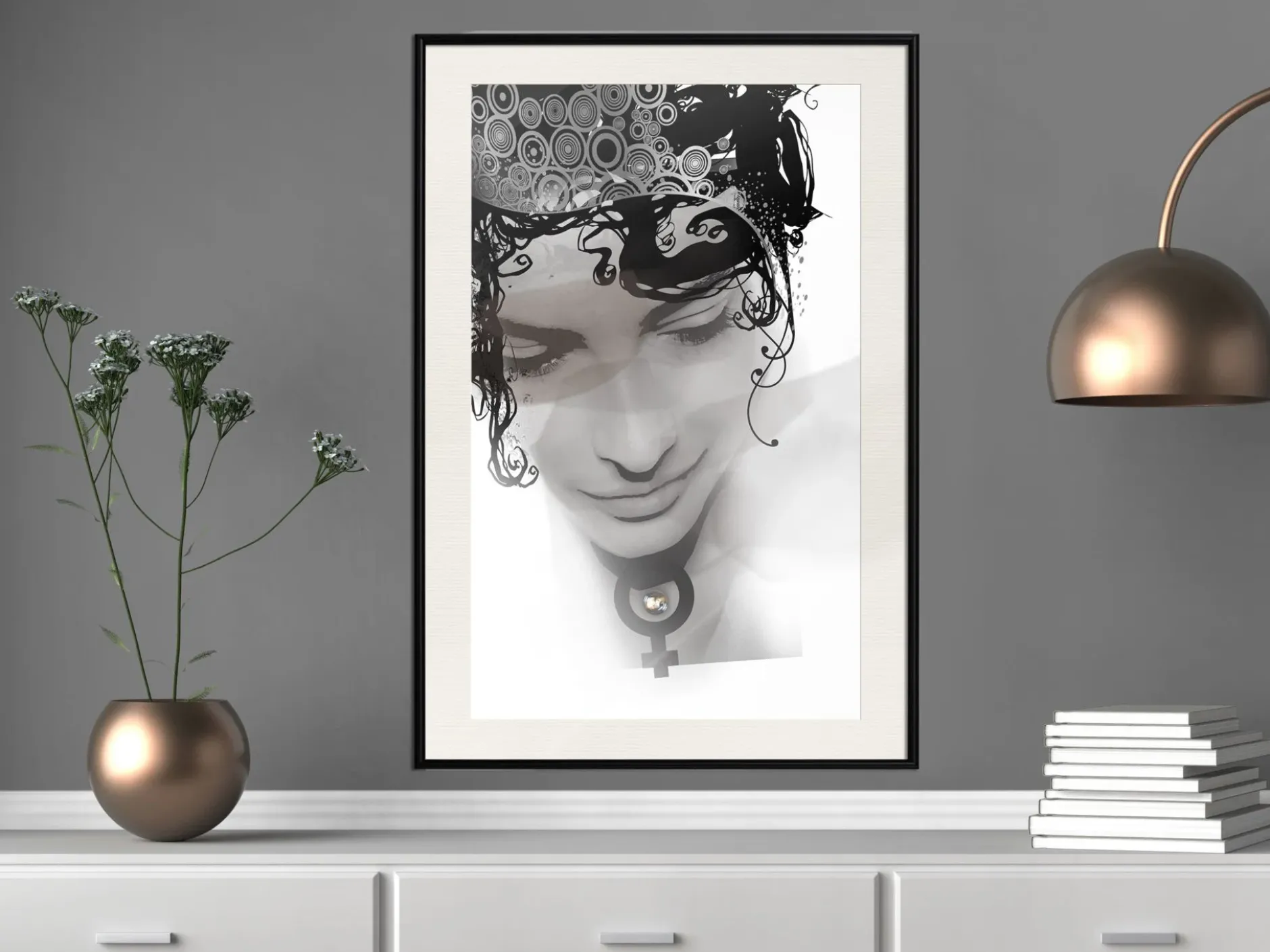 Poster 'Delicate Features'