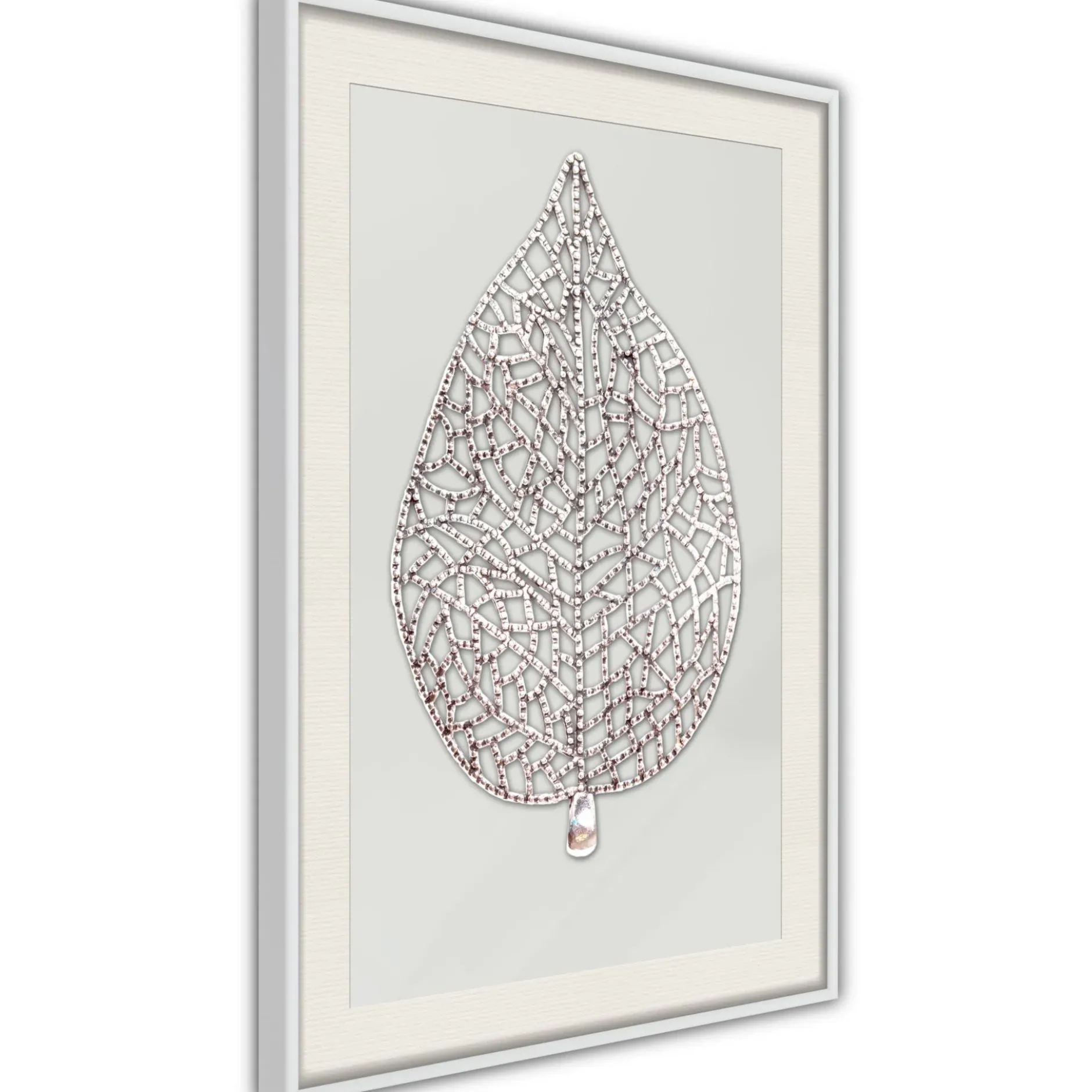 Poster 'Leaf-Shaped Pendant'