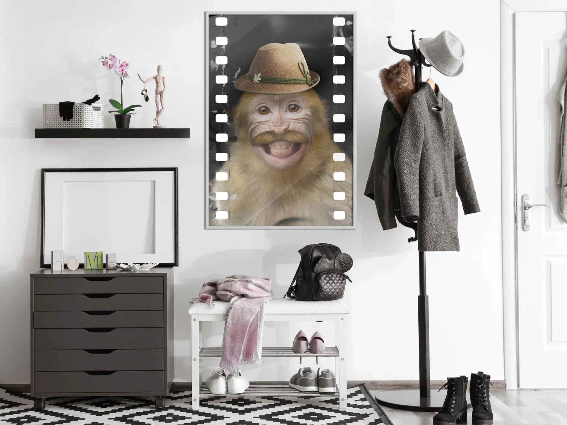 Poster 'Monkey In Hat'