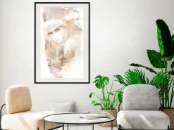 Poster 'Mysterious Look (Beige)'