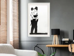 Poster 'Policemen Kissing'