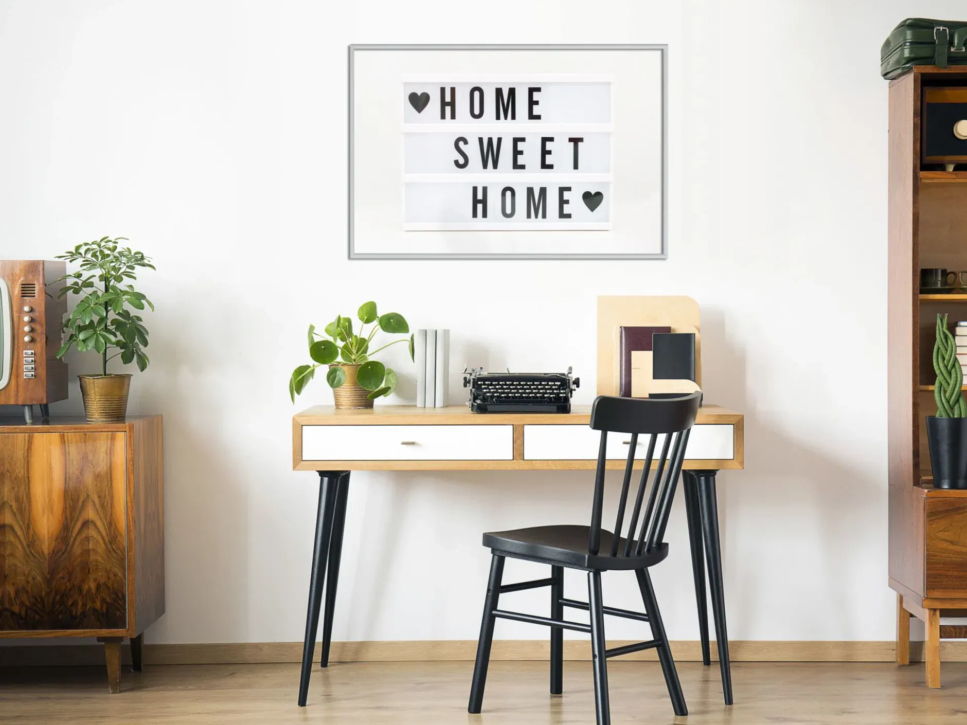 Poster 'There is No Place Like Home'