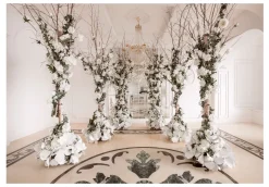 Selbstklebende Tapete 'Flower Chamber'