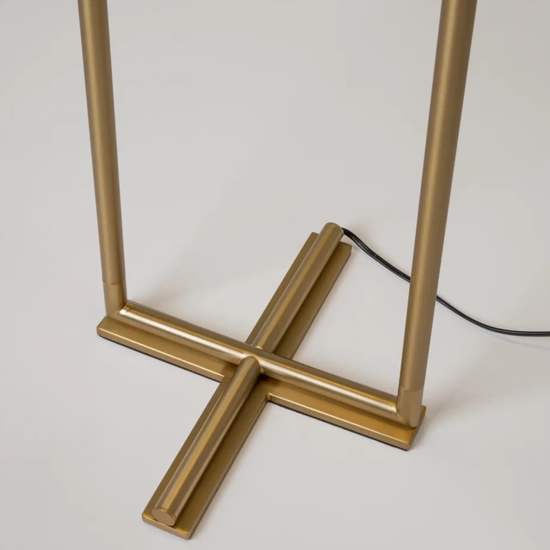 Stehlampe 'The Sixth Sense 2'