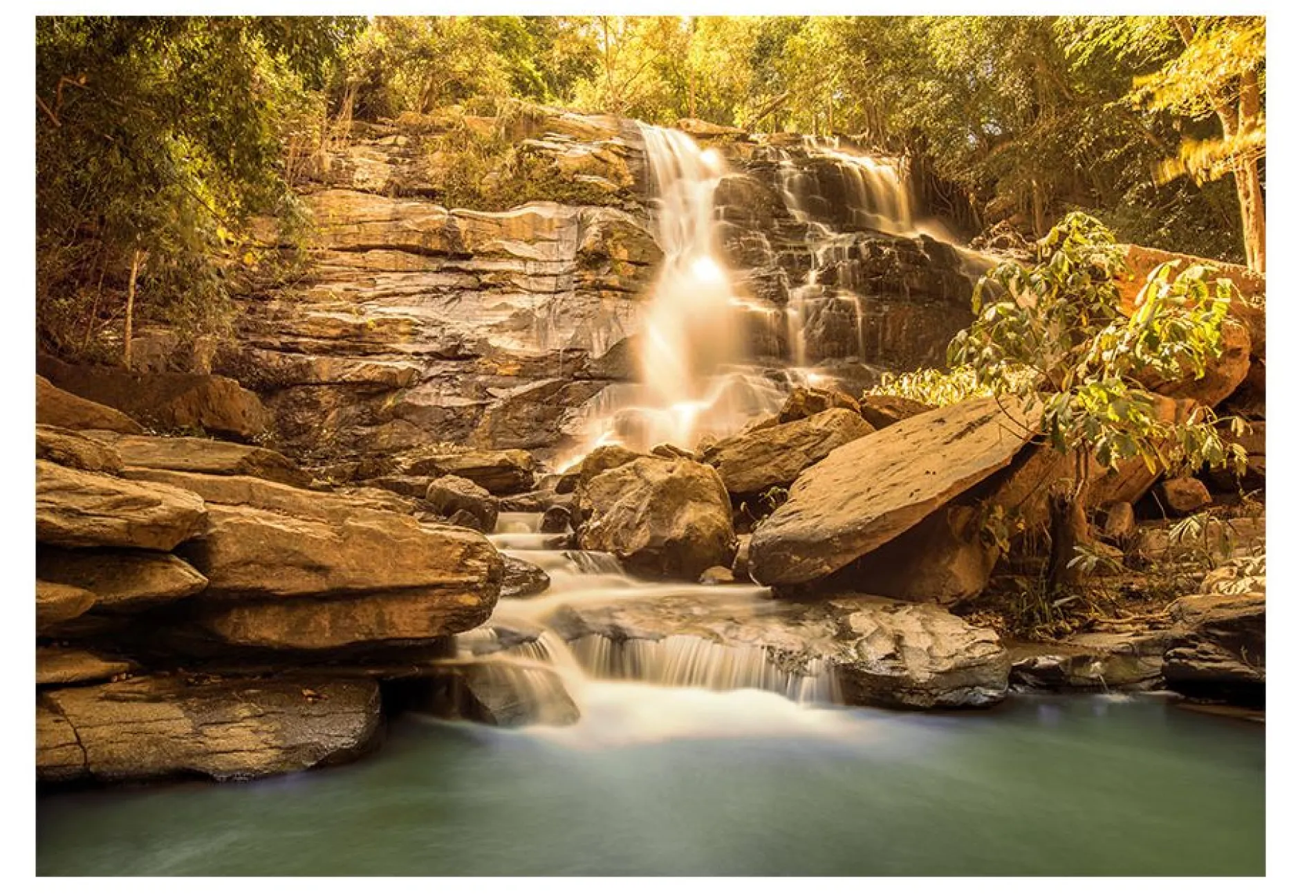 Tapete 'Sunny Waterfall'