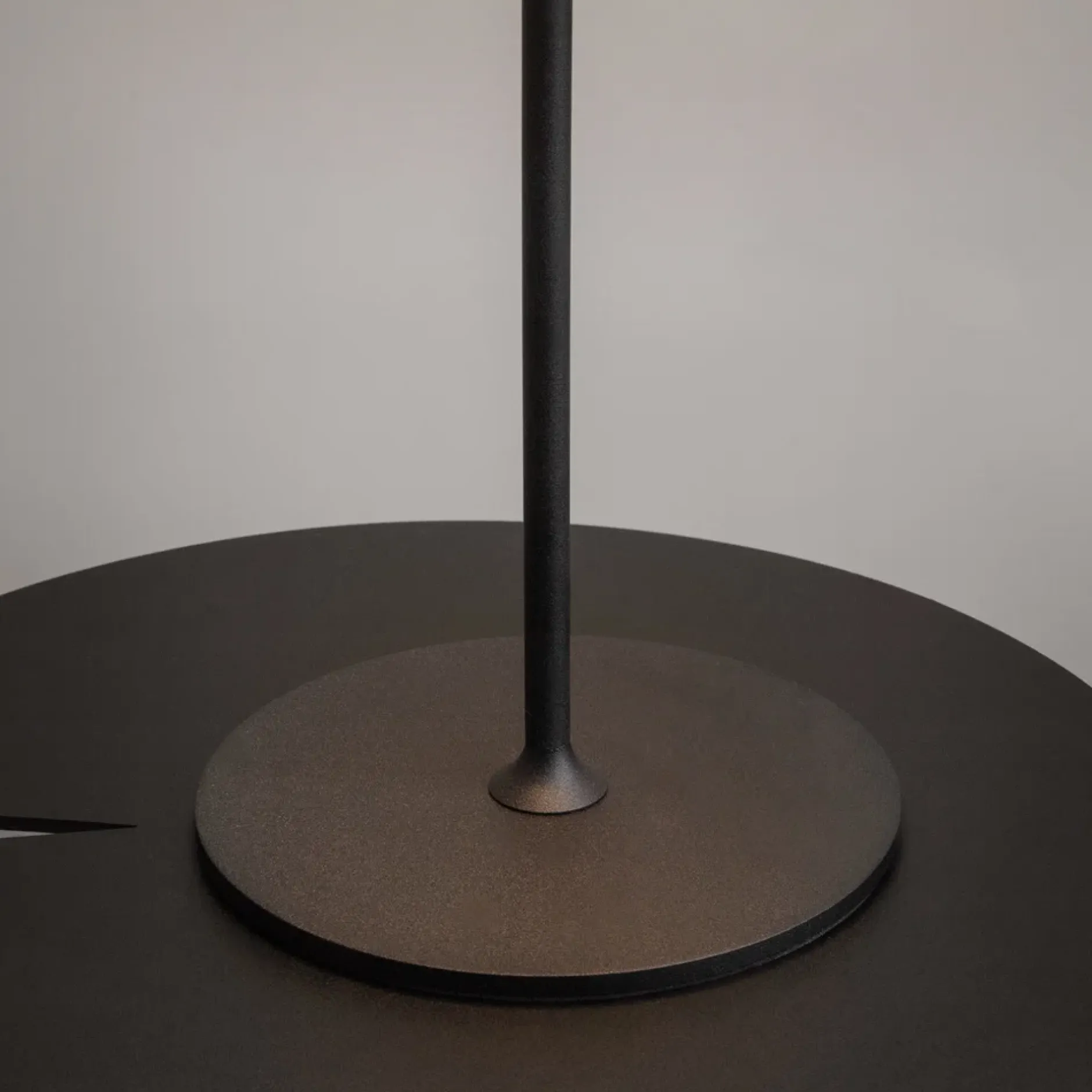 Tischlampe 'Eclipse Beam'