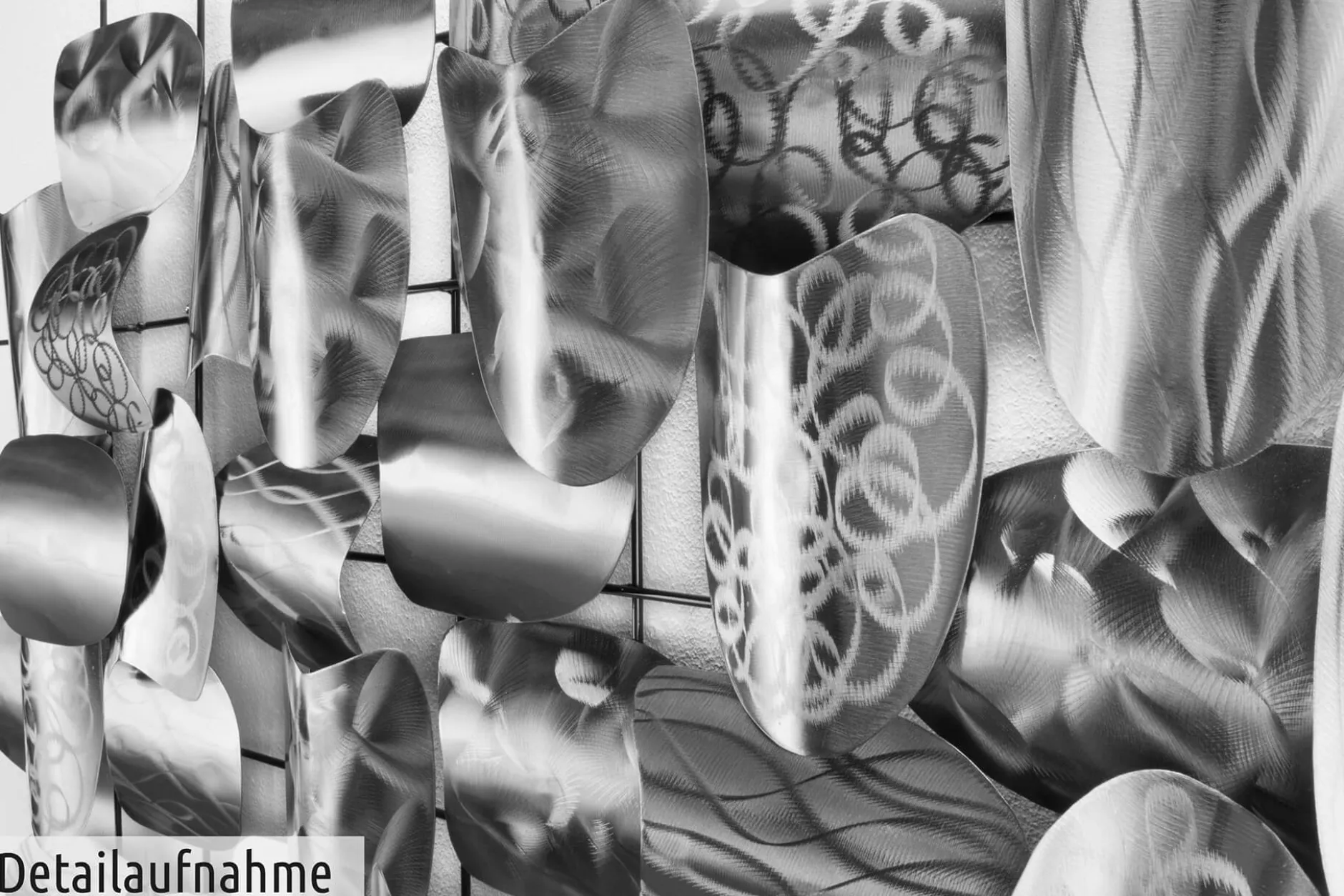 Wanddeko Metall 'Argent Armour' 128x70x8cm
